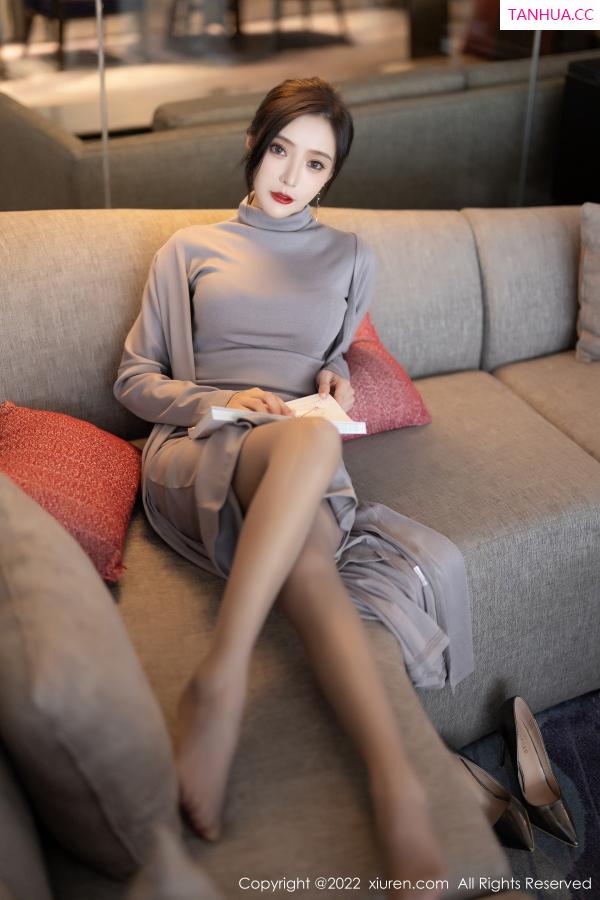 王馨瑶  [XiuRen]高清写真图 2022.10.21 No.5745 王馨瑶yanni 美腿丝袜第18张图片